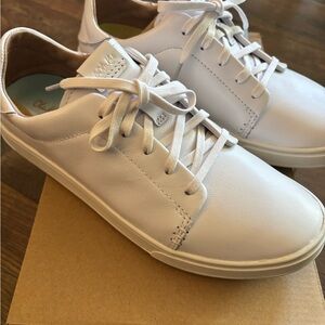 OluKai White Leather Women's Sneakers